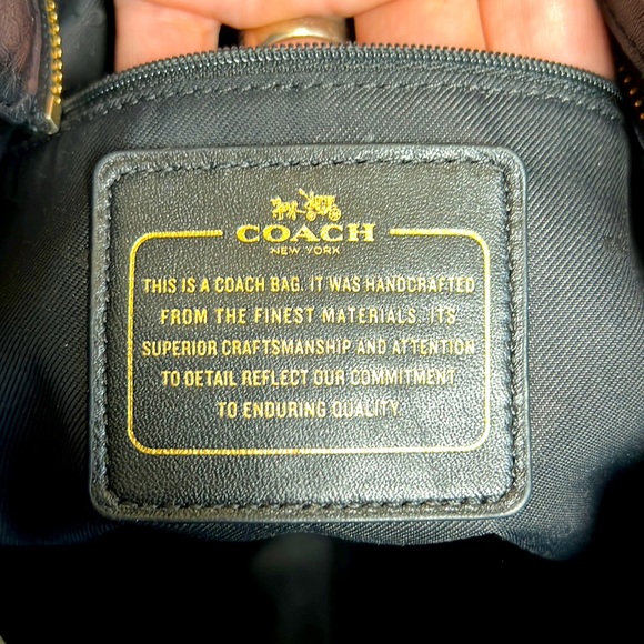 Coach CIRCLE HOBO IN STUDDED CALF LEATHER - Picture 6 of 11